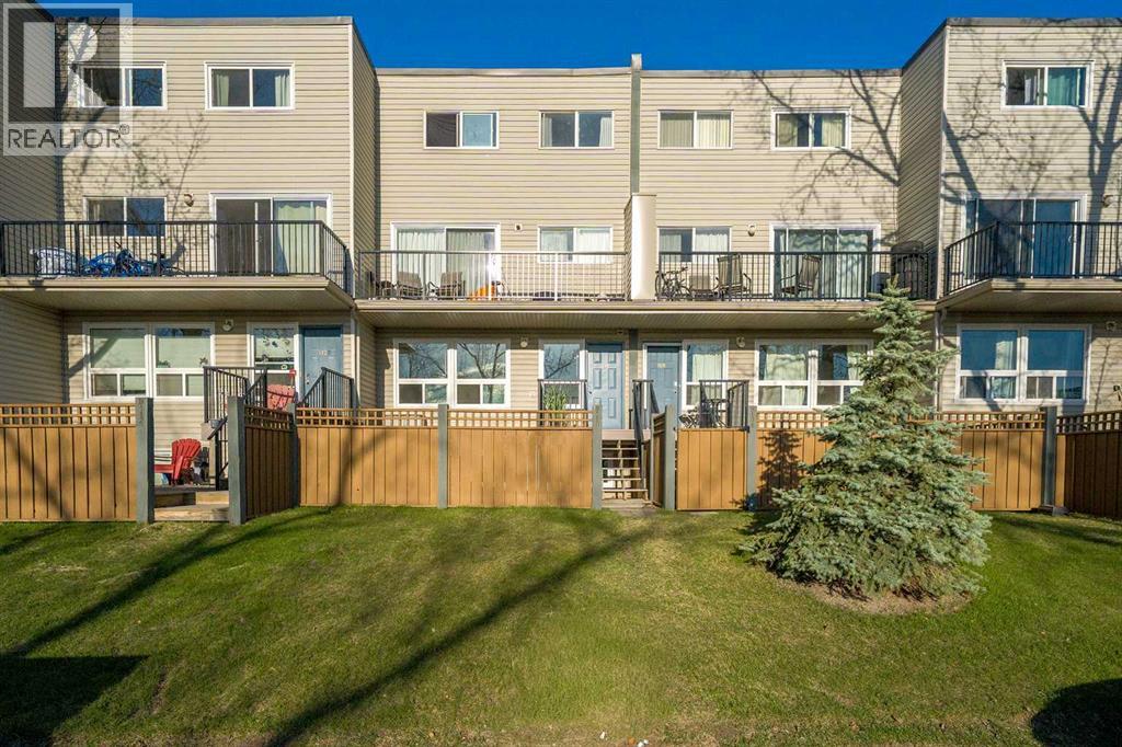 110, 3615b 49 Street NW, Calgary, Alberta  T3A 0G2 - Photo 3 - A2306791