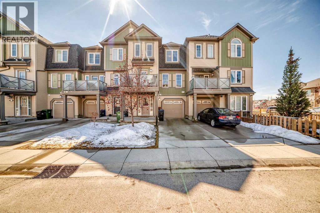 468 Windstone Grove Sw, Airdrie, Alberta  T4B 3T4 - Photo 2 - A2298805
