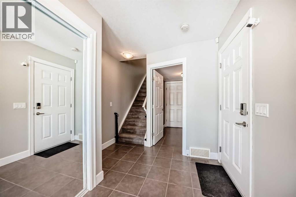 468 Windstone Grove Sw, Airdrie, Alberta  T4B 3T4 - Photo 5 - A2298805
