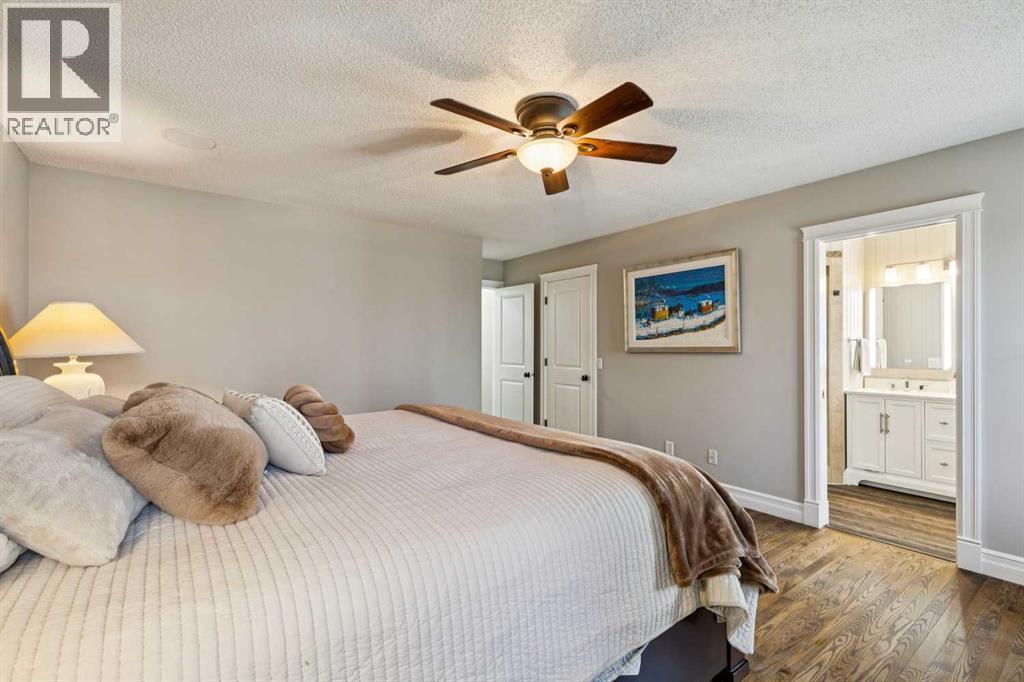 256 Sirocco Place Sw, Calgary, Alberta  T3H 2N3 - Photo 16 - A2309341