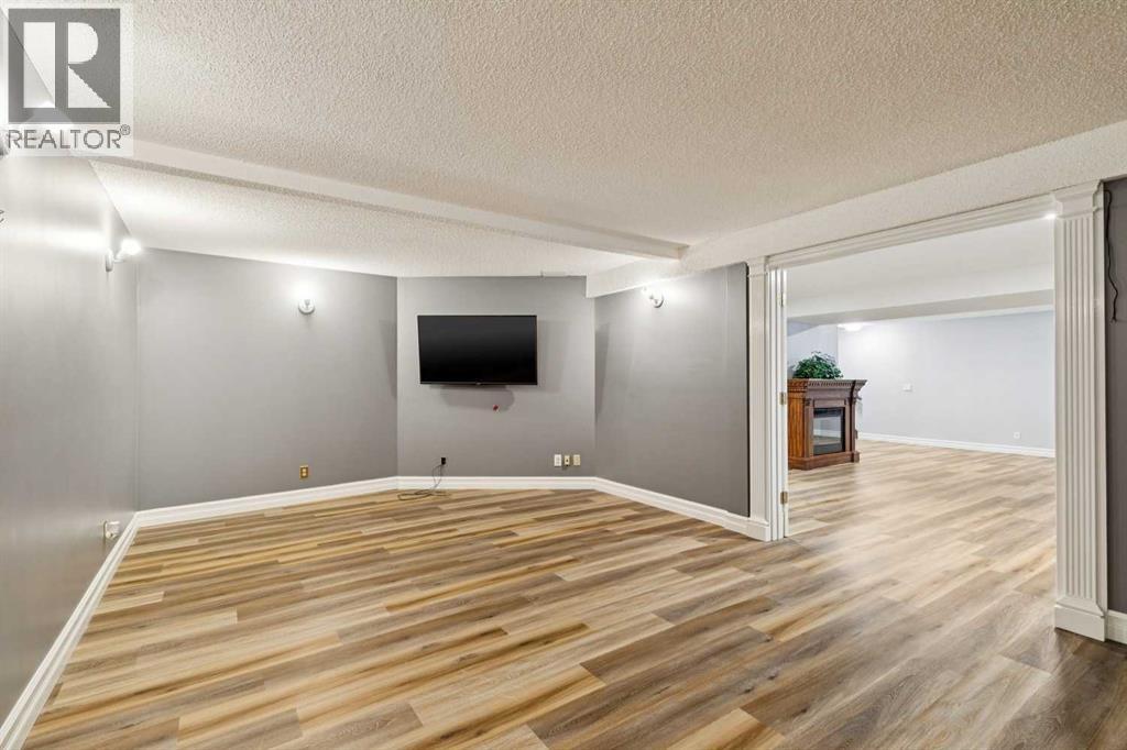 256 Sirocco Place Sw, Calgary, Alberta  T3H 2N3 - Photo 29 - A2309341