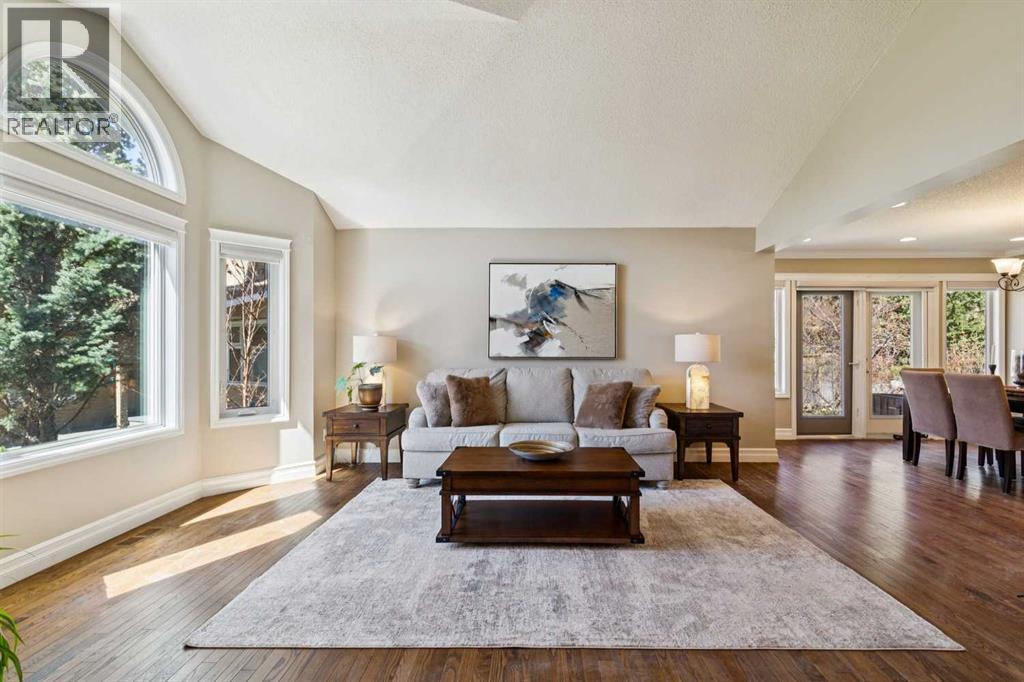 256 Sirocco Place Sw, Calgary, Alberta  T3H 2N3 - Photo 5 - A2309341