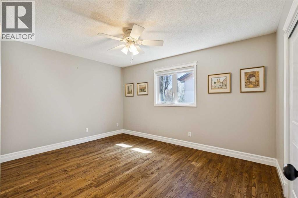 256 Sirocco Place Sw, Calgary, Alberta  T3H 2N3 - Photo 19 - A2309341
