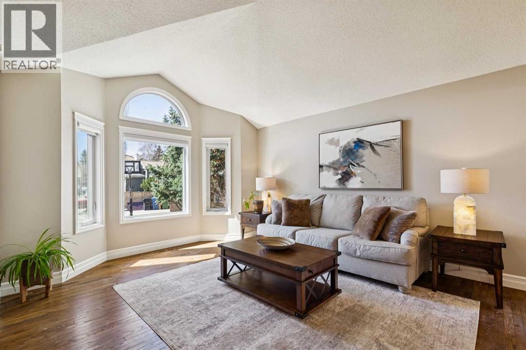 256 Sirocco Place Sw, Calgary, Alberta  T3H 2N3 - Photo 6 - A2309341