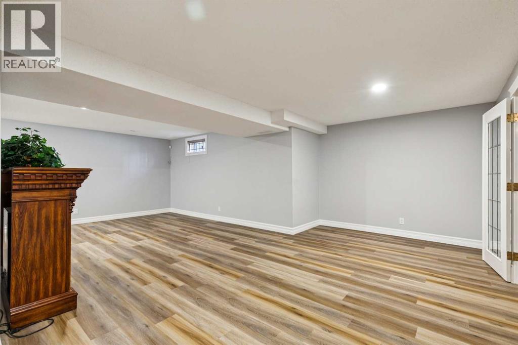 256 Sirocco Place Sw, Calgary, Alberta  T3H 2N3 - Photo 26 - A2309341