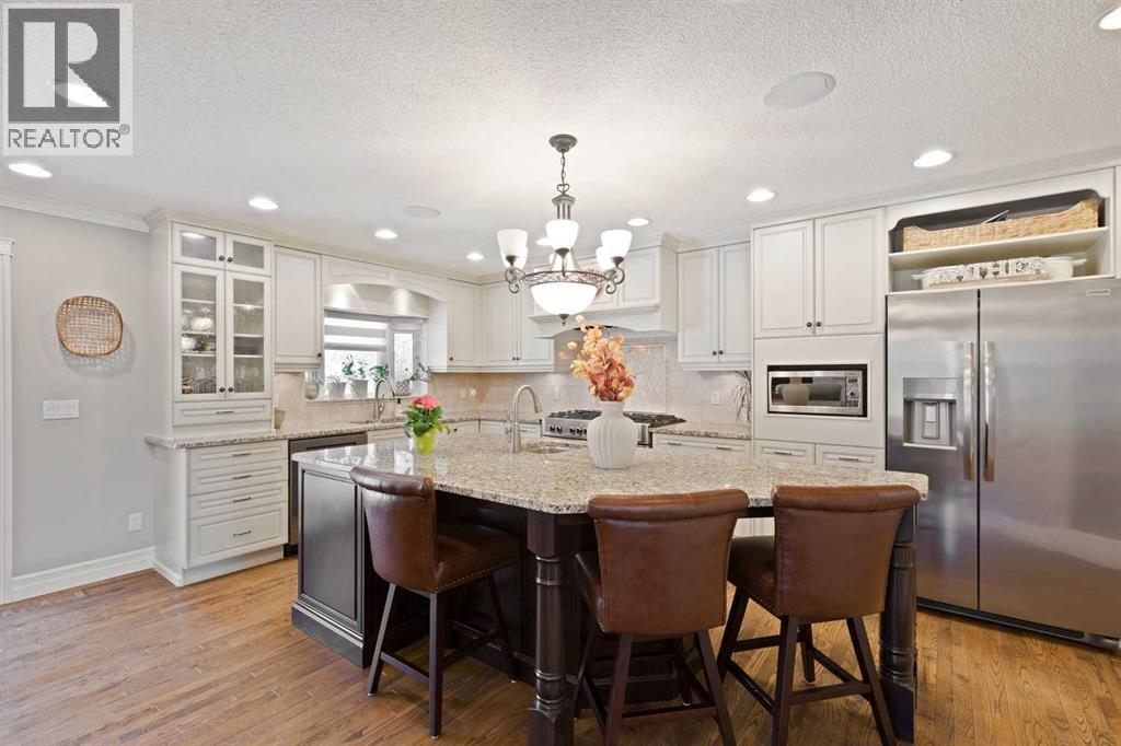 256 Sirocco Place Sw, Calgary, Alberta  T3H 2N3 - Photo 14 - A2309341