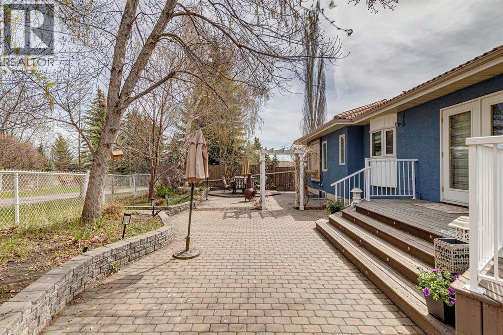256 Sirocco Place Sw, Calgary, Alberta  T3H 2N3 - Photo 39 - A2309341