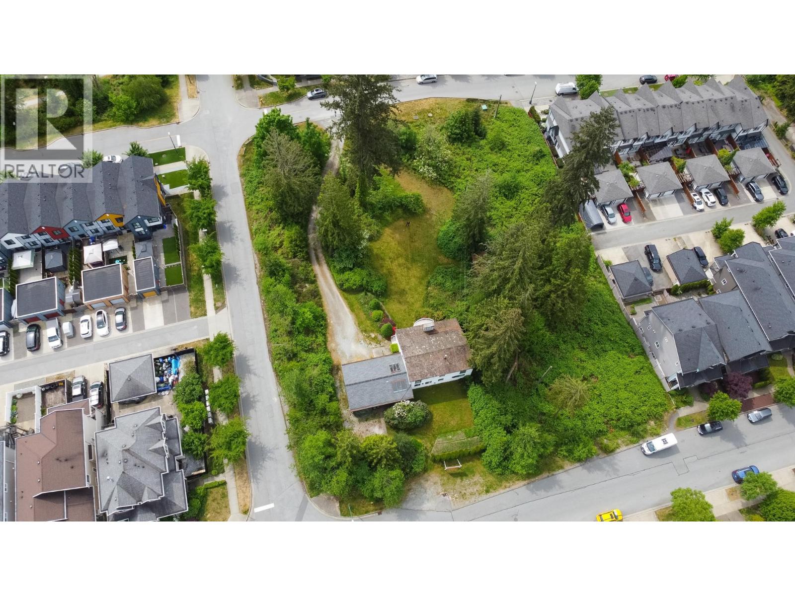 3417 E Roxton Ave Avenue, Coquitlam, British Columbia  V3B 7M9 - Photo 22 - R3120936