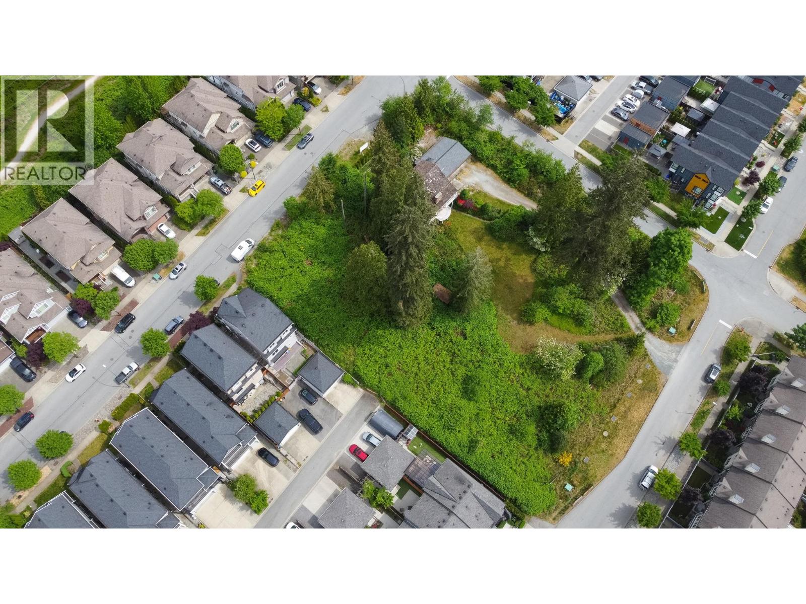 3417 E Roxton Ave Avenue, Coquitlam, British Columbia  V3B 7M9 - Photo 23 - R3120936