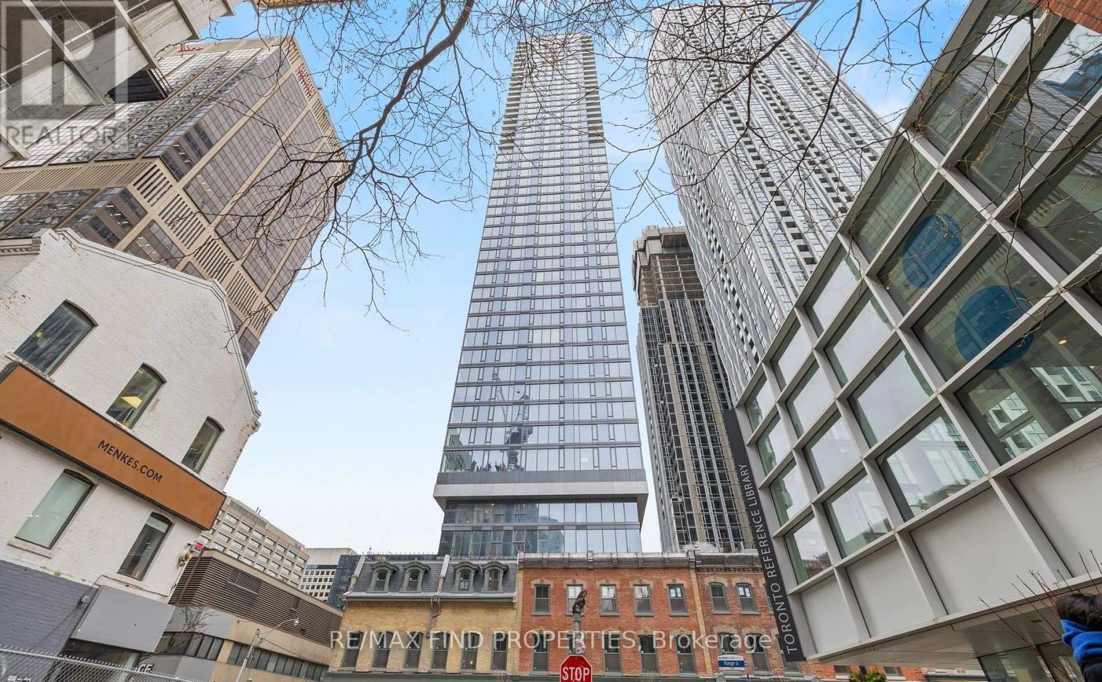 501 - 8 CUMBERLAND STREET, Toronto, Ontario