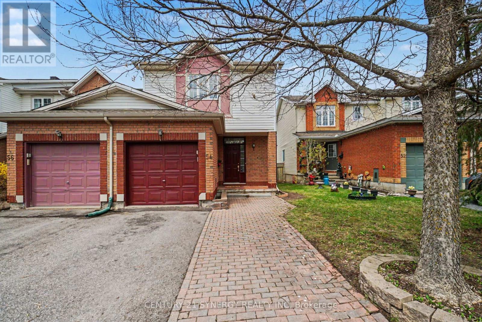 54 Meadowcroft Crescent, Ottawa, Ontario  K1J 1H2 - Photo 2 - X13108136