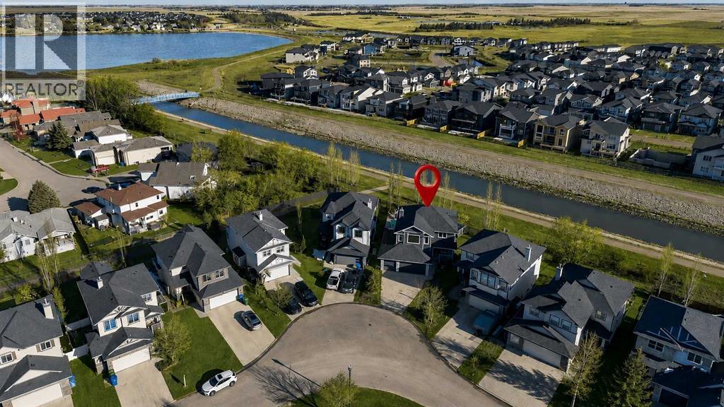 392 Rainbow Falls Way, Chestermere, Alberta  T1X 1S6 - Photo 3 - A2293151