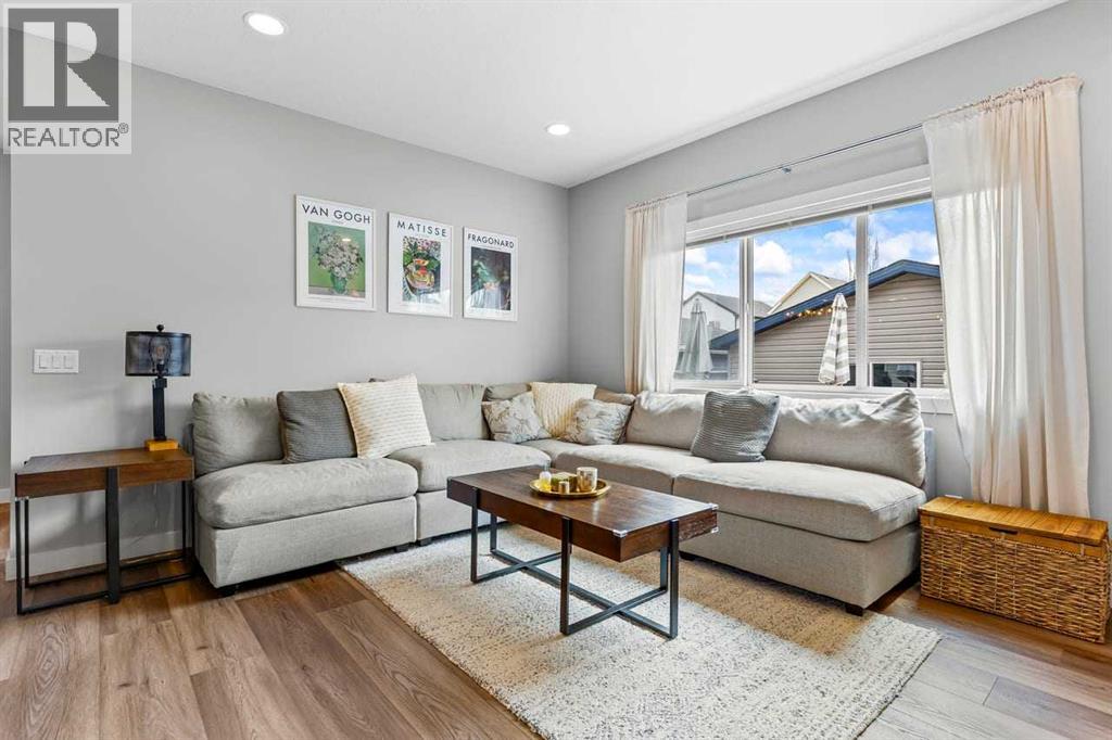 86 Copperpond Heights Se, Calgary, Alberta  T2Z 0W9 - Photo 13 - A2307756