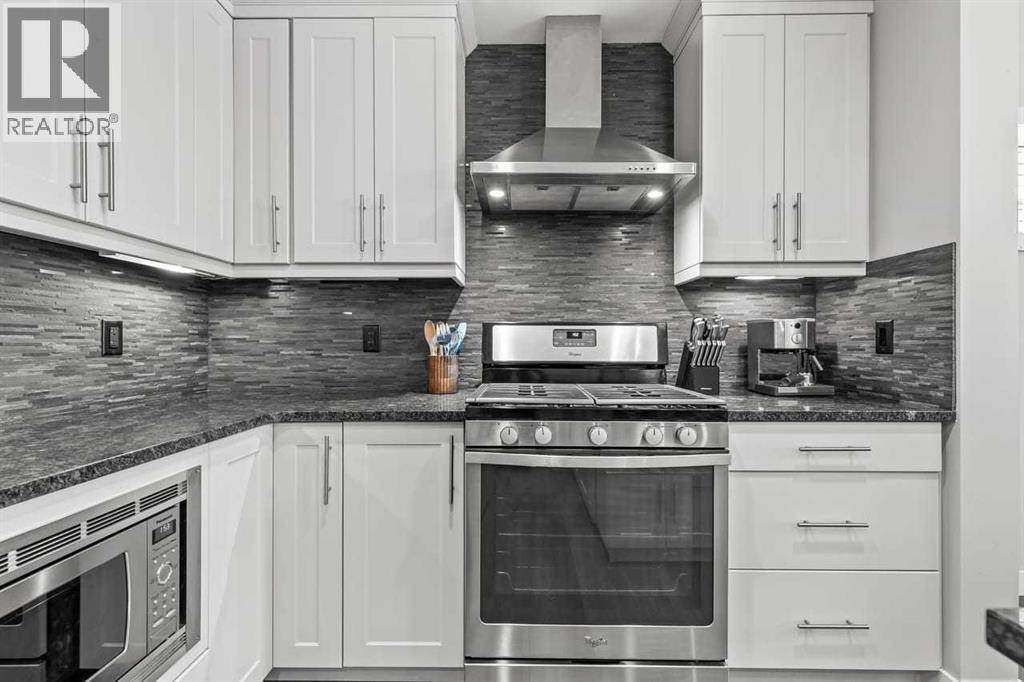 86 Copperpond Heights Se, Calgary, Alberta  T2Z 0W9 - Photo 9 - A2307756