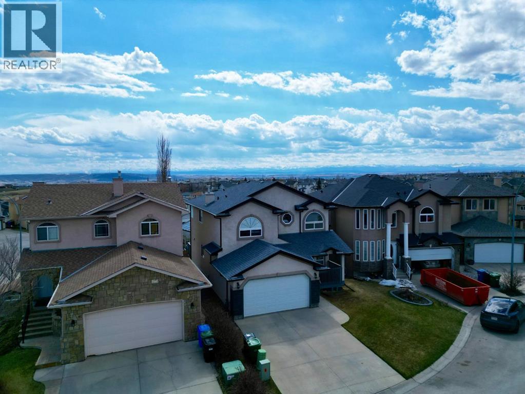 37 Royal Birch Close Nw, Calgary, Alberta  T3G 5N8 - Photo 3 - A2308994