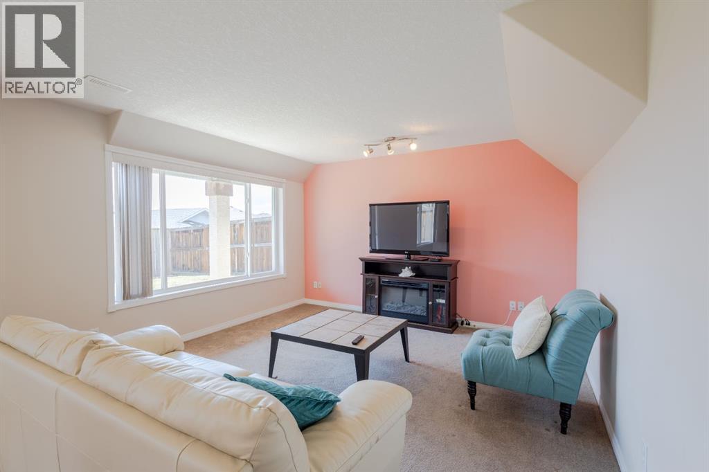 37 Royal Birch Close Nw, Calgary, Alberta  T3G 5N8 - Photo 21 - A2308994