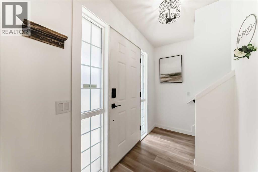 34 River Rock Way Se, Calgary, Alberta  T2C 4G9 - Photo 3 - A2305200