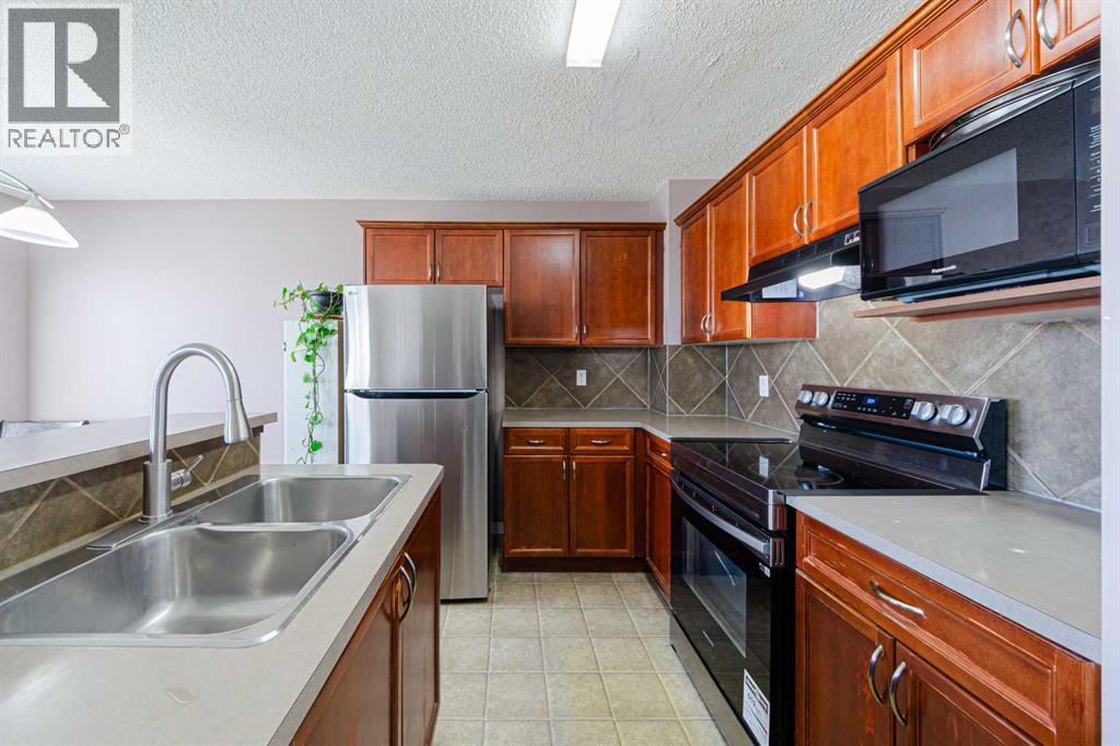 133 Saddlefield Place NE, Calgary, Alberta  T3J 4Z3 - Photo 9 - A2307771