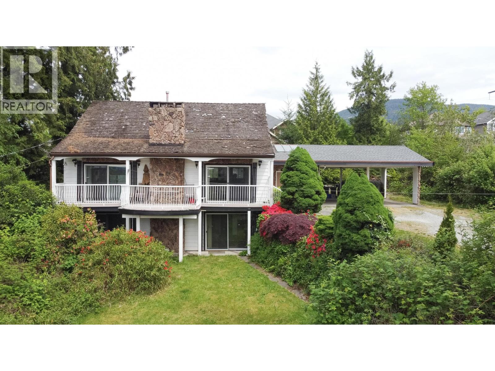 3417 E Roxton Ave Avenue, Coquitlam, British Columbia  V3B 7M9 - Photo 4 - R3120936