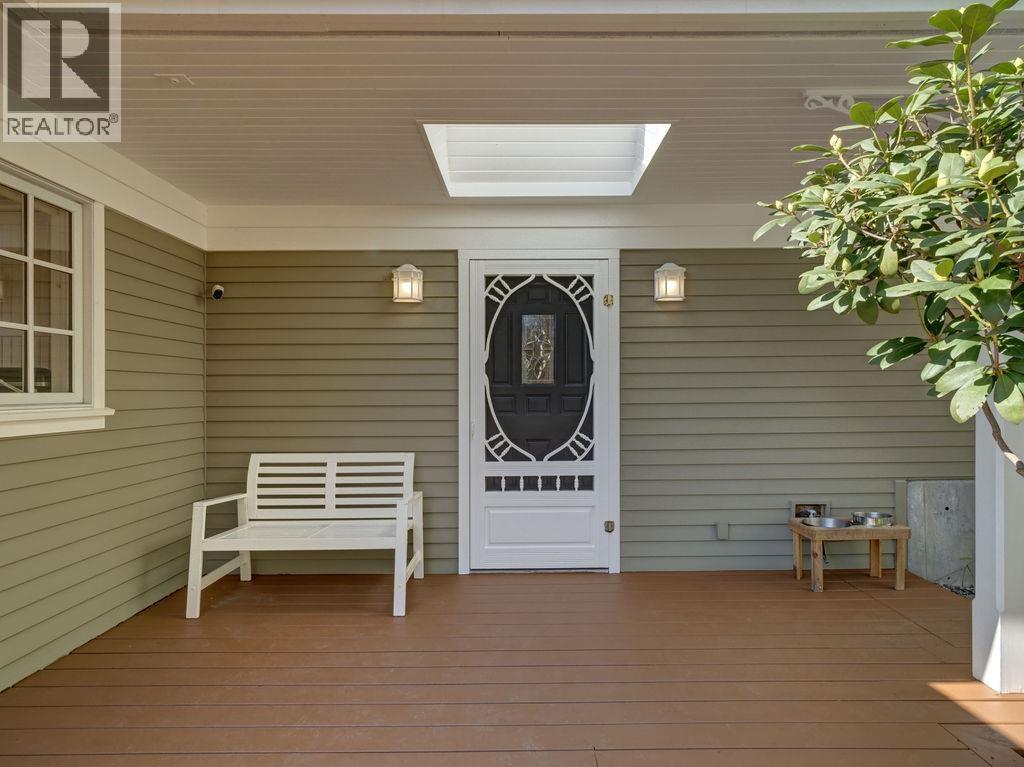 890 The Grove Road, Gambier Island, British Columbia  V0N 1V0 - Photo 10 - R3121343