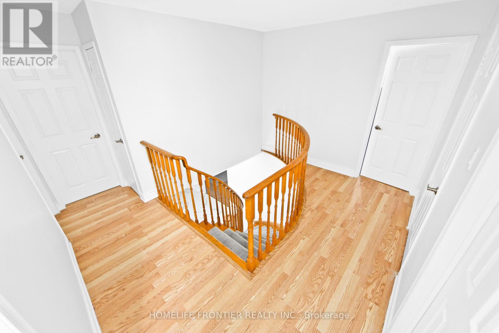 278 Old Orchard Circle, Oakville, Ontario  L6H 4N7 - Photo 11 - W13108156