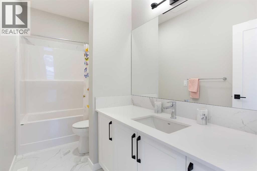 288 Magnolia Crescent Se, Calgary, Alberta  T3M 3T3 - Photo 32 - A2299275