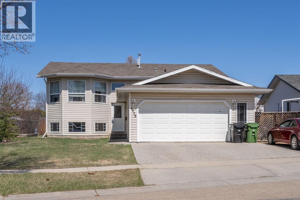 6608 33 Avenue, Camrose, Alberta  T4V 4W9 - Photo 1 - A2293491