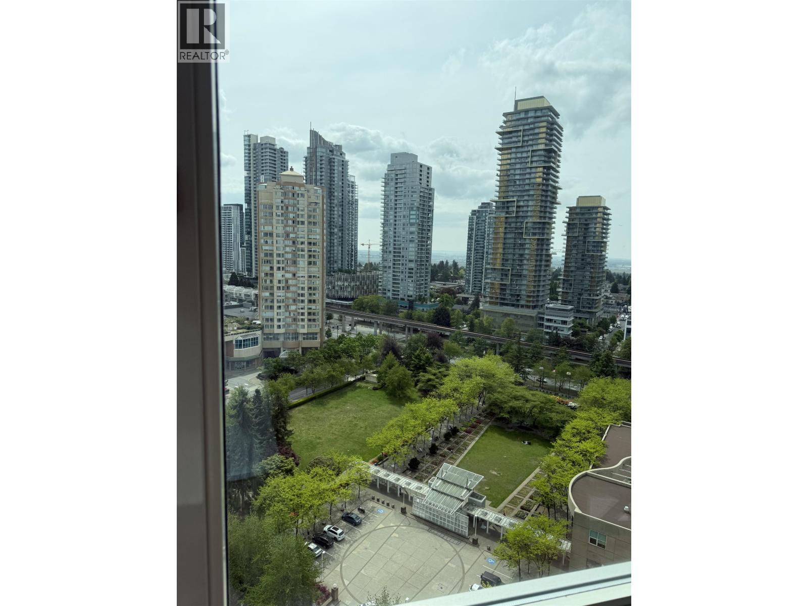 2501 6088 Willingdon Avenue, Burnaby, British Columbia  V5H 4V2 - Photo 2 - R3121569