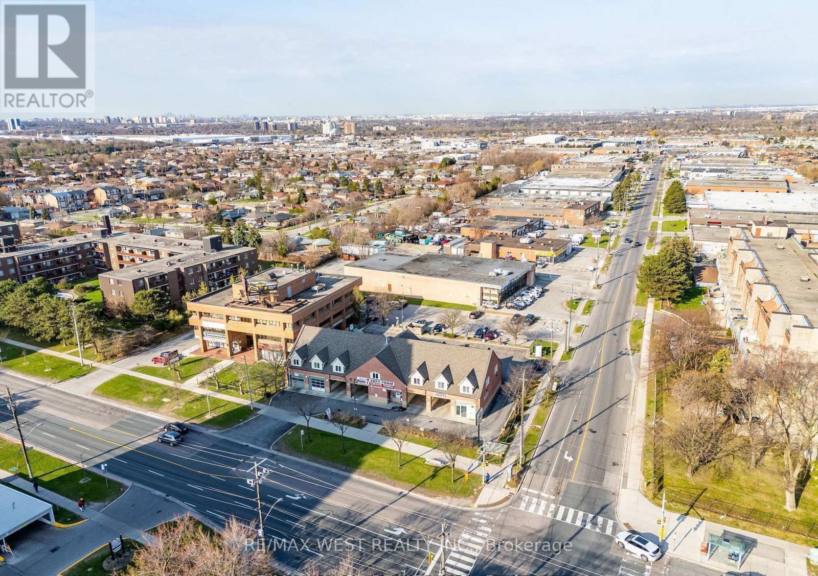 2800 Jane Street, Toronto, Ontario  M3N 2H9 - Photo 3 - W13088678