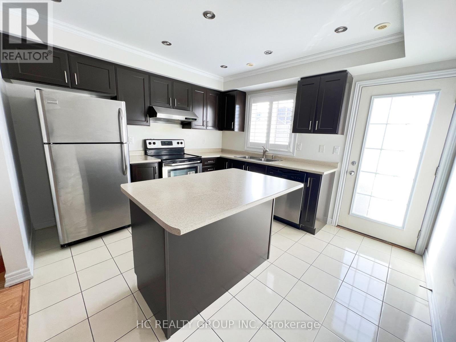 9912 Mccowan Road, Markham, Ontario  L6C 0M7 - Photo 4 - N13108168
