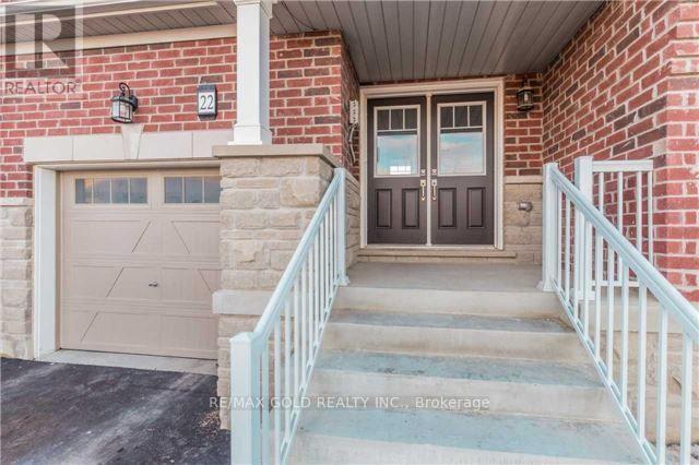22 CLINTON STREET, Brampton, Ontario
