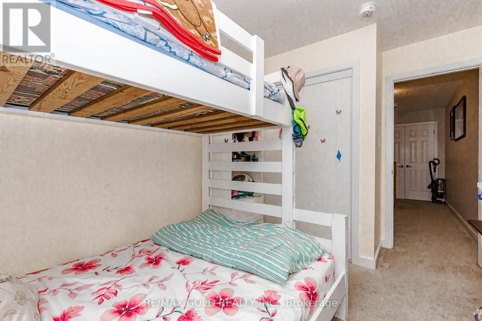22 Clinton Street, Brampton, Ontario  L7A 4K8 - Photo 17 - W13108160