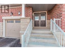 22 CLINTON STREET, Brampton, Ontario