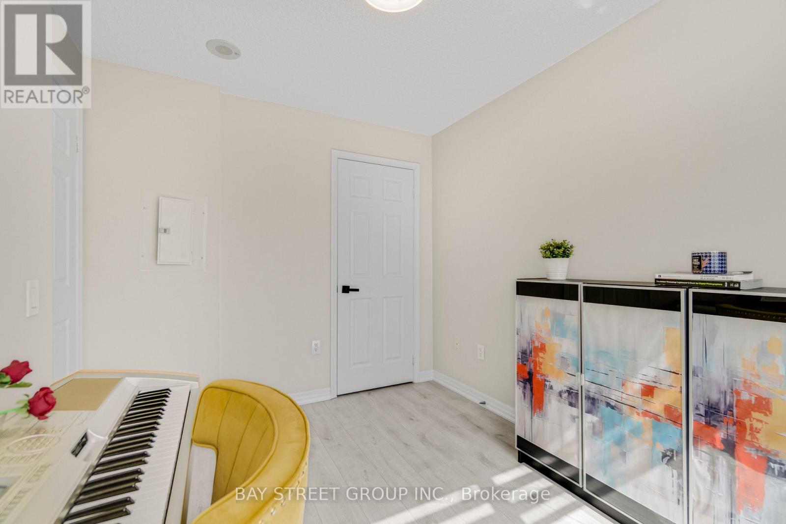 1706 - 55 Strathaven Drive, Mississauga, Ontario  L5R 4G9 - Photo 27 - W13108162