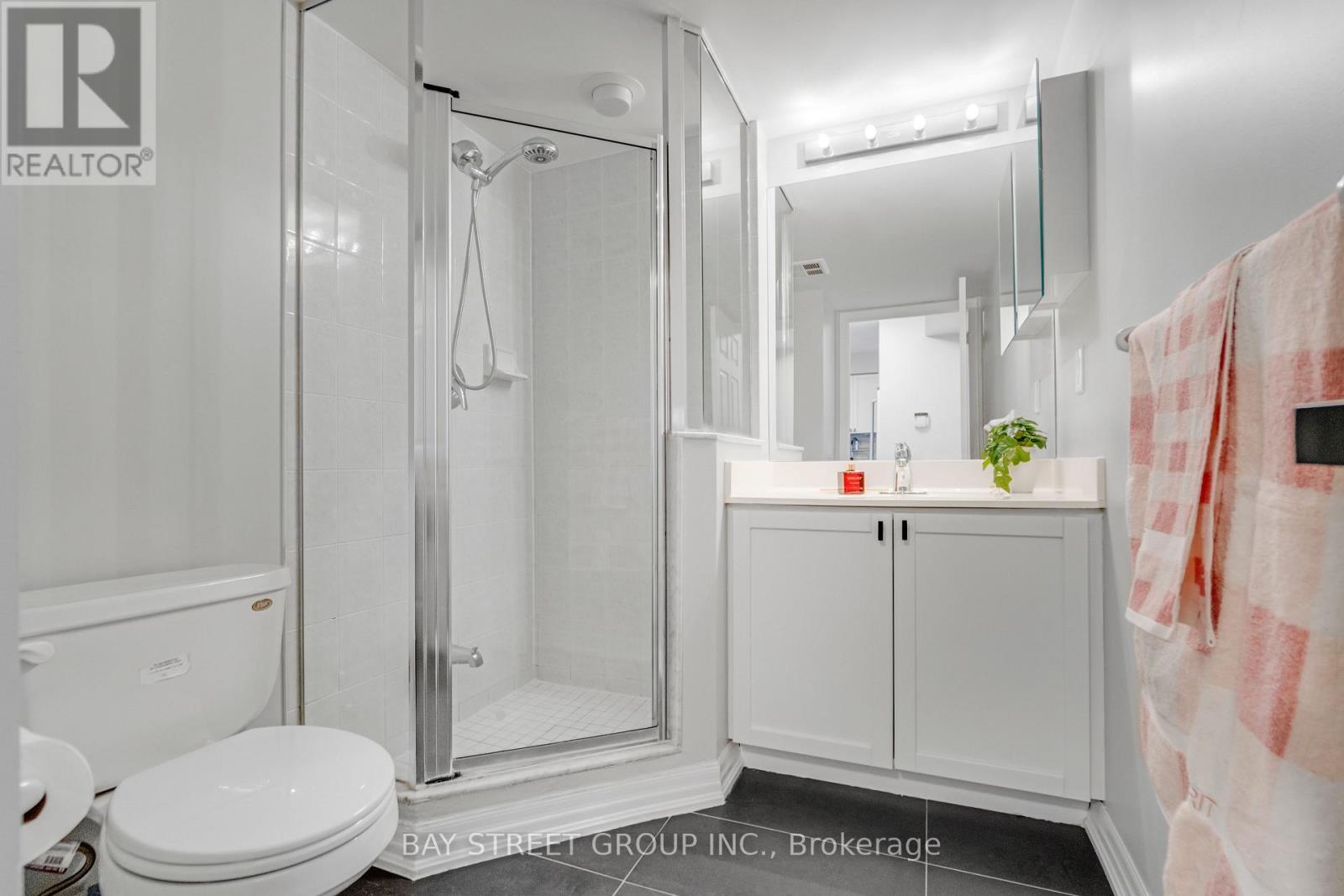 1706 - 55 Strathaven Drive, Mississauga, Ontario  L5R 4G9 - Photo 29 - W13108162