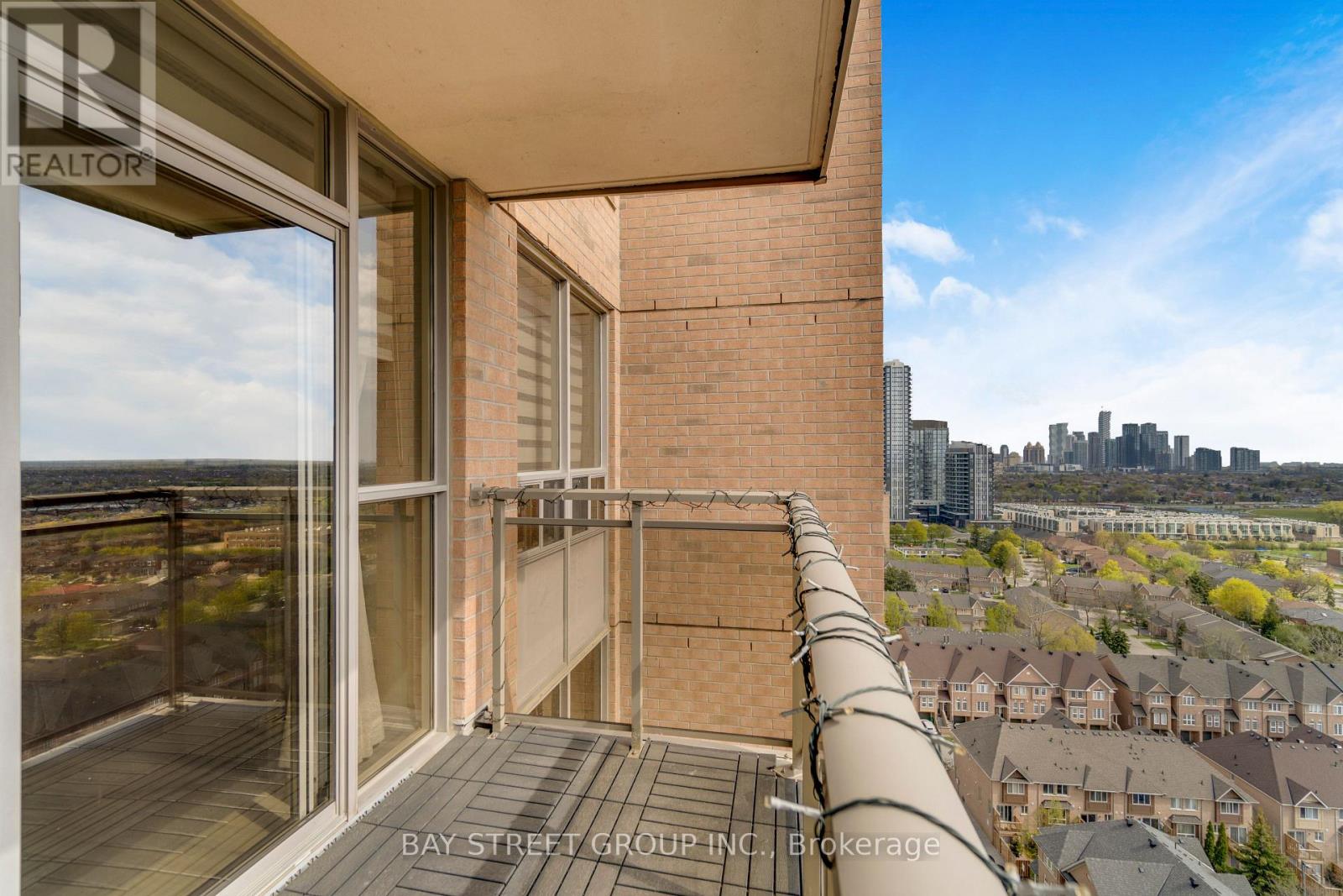 1706 - 55 Strathaven Drive, Mississauga, Ontario  L5R 4G9 - Photo 34 - W13108162