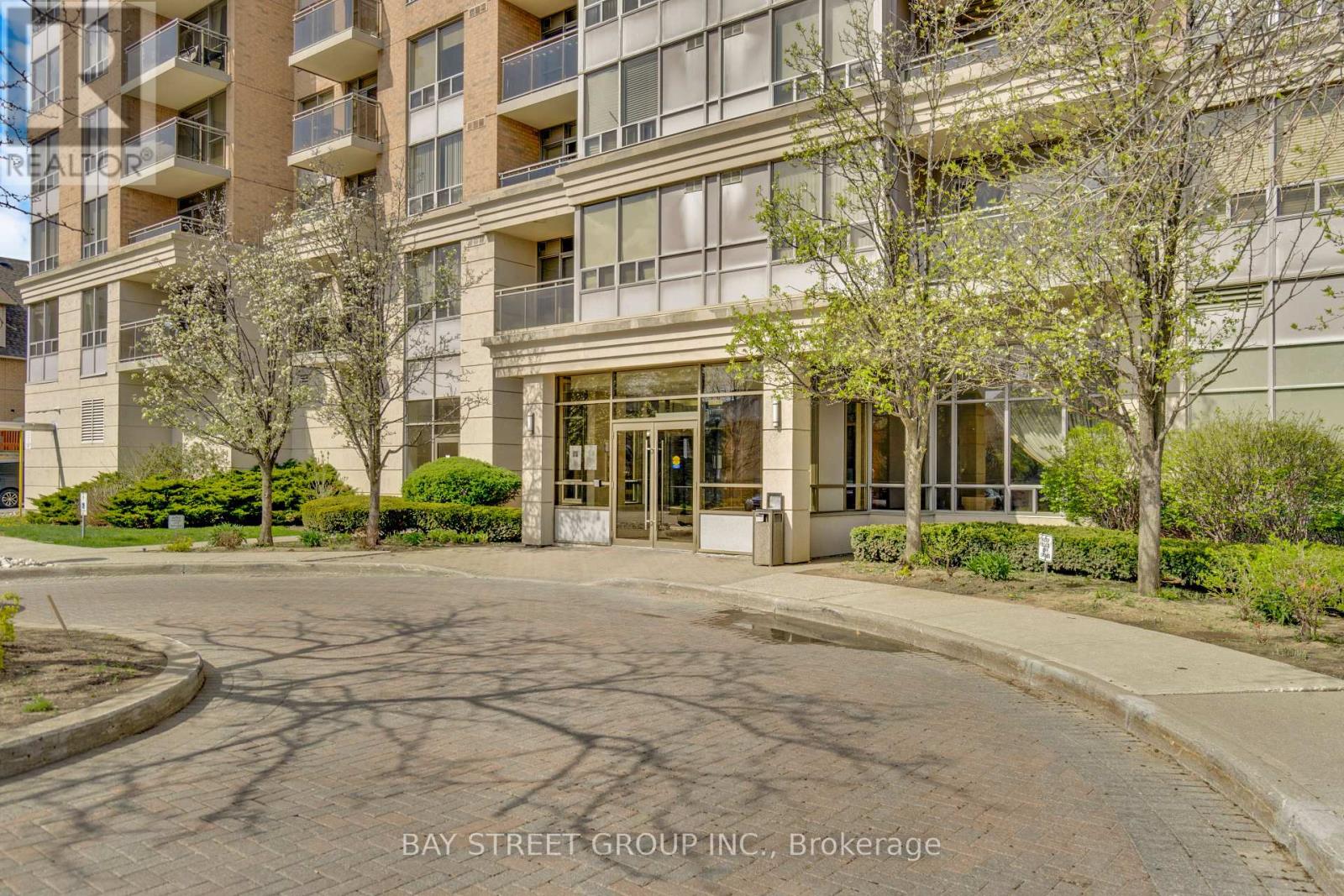 1706 - 55 Strathaven Drive, Mississauga, Ontario  L5R 4G9 - Photo 4 - W13108162