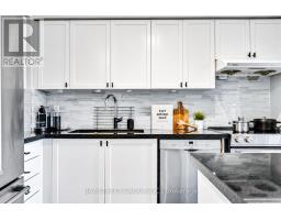 1706 - 55 STRATHAVEN DRIVE, Mississauga, Ontario