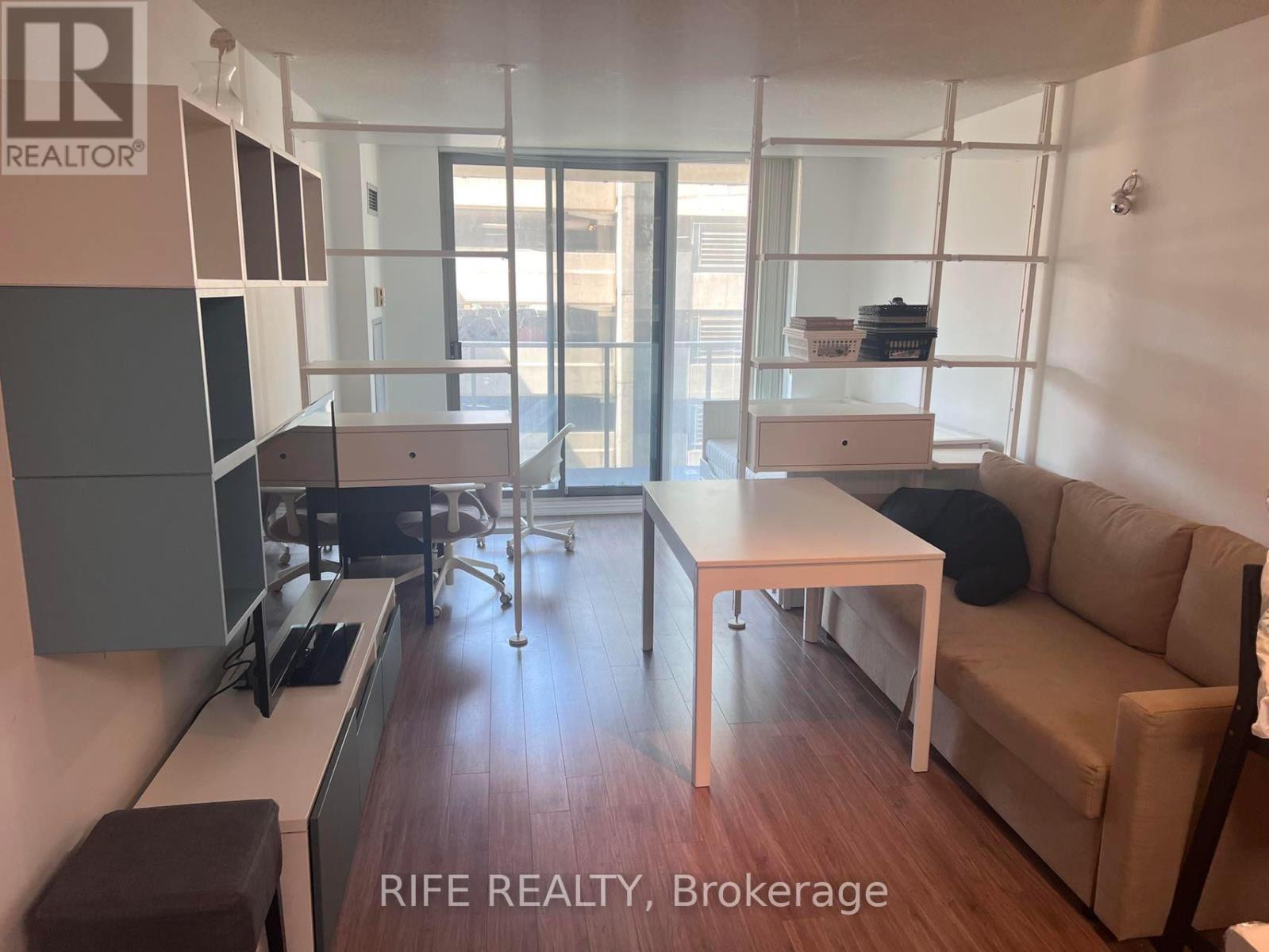 707 - 750 Bay Street, Toronto, Ontario  M5G 1N6 - Photo 2 - C13108174