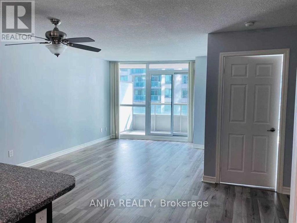 1112 - 19 Grand Trunk Crescent, Toronto, Ontario  M5J 3A3 - Photo 3 - C13108184
