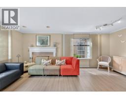 3 8280 BENNETT ROAD, Richmond, British Columbia