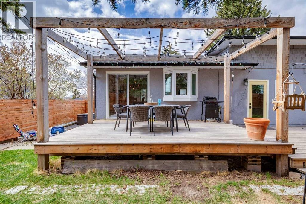 28 Calandar Road Nw, Calgary, Alberta  T2L 0P6 - Photo 36 - A2309372