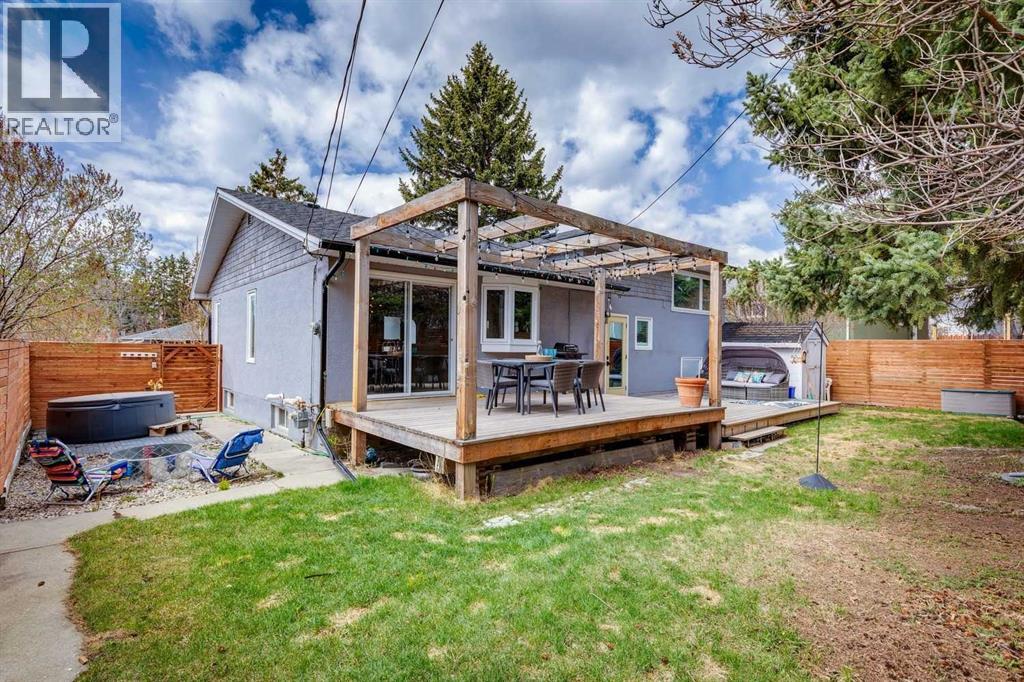 28 Calandar Road Nw, Calgary, Alberta  T2L 0P6 - Photo 38 - A2309372