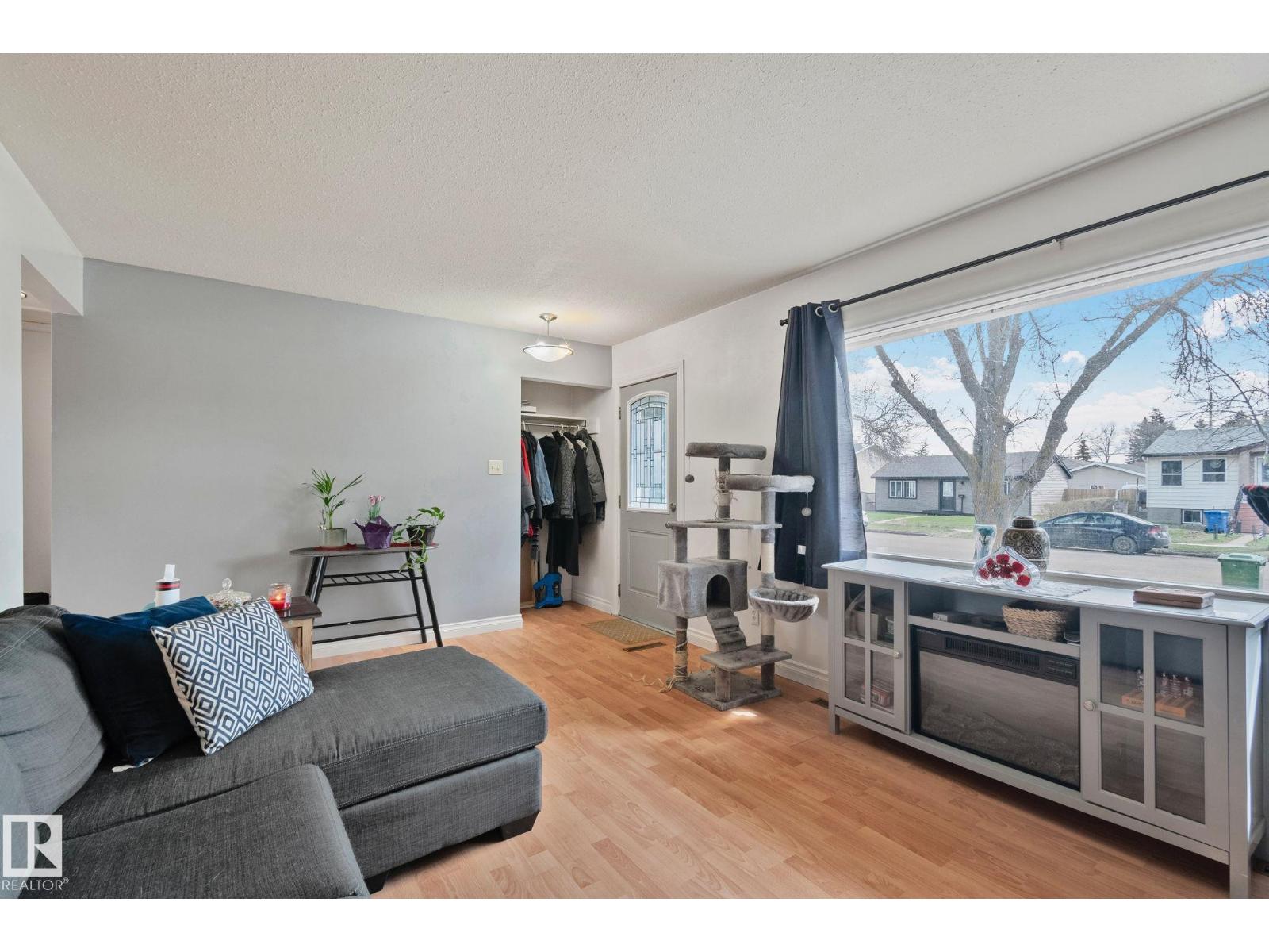 4618 53 Av, Wetaskiwin, Alberta  T9A 0Y5 - Photo 2 - E4486901