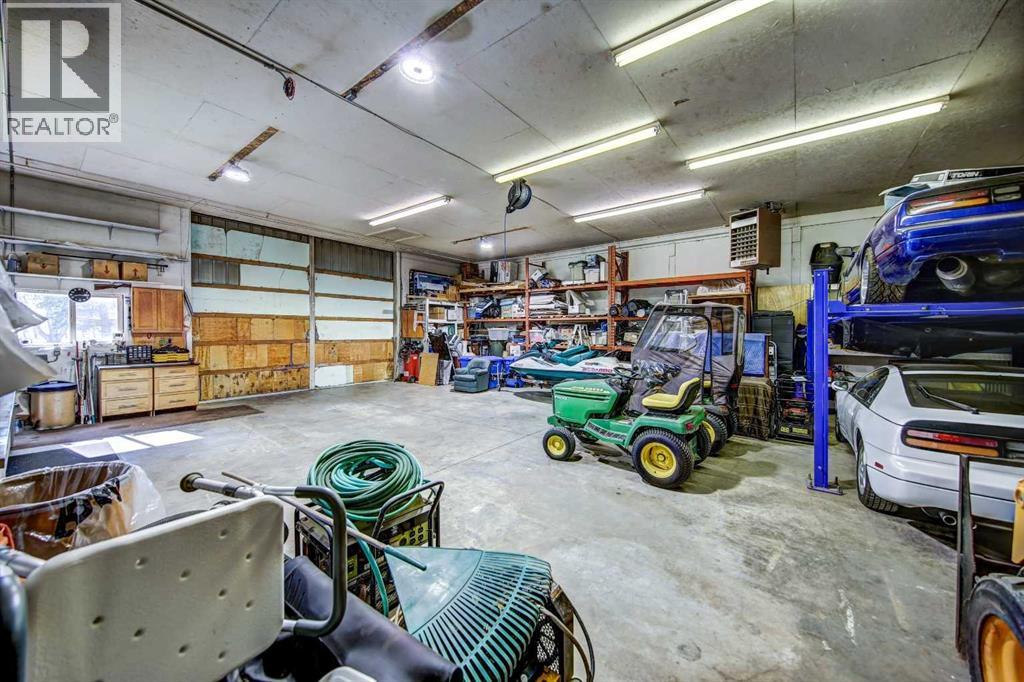 263236 Range Road 293, Rural Rocky View County, Alberta  T4A 0N3 - Photo 47 - A2283360