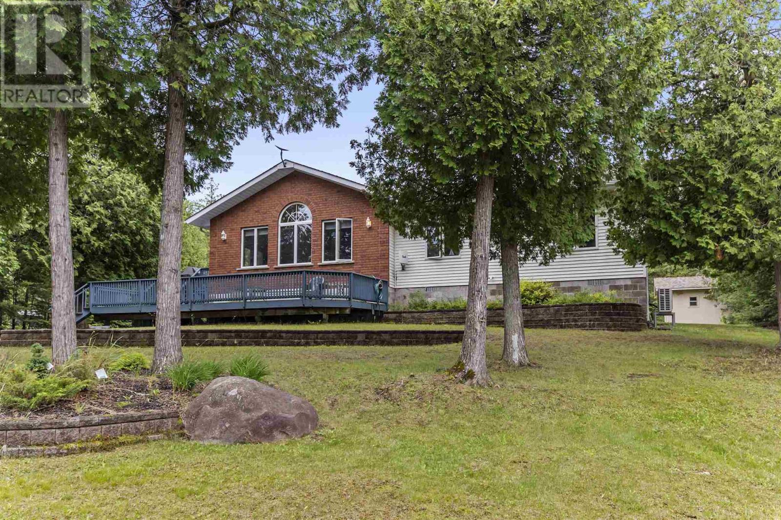 3804 Hamilton DR, Hilton Beach, Ontario