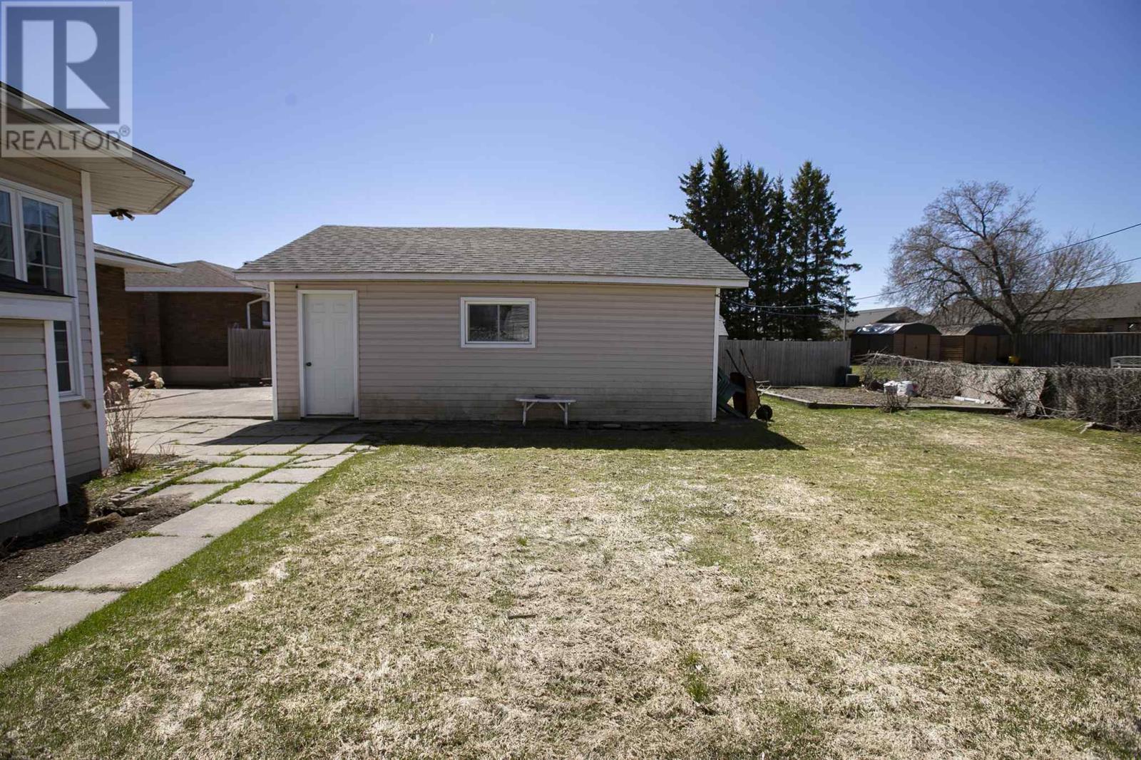 247 Prentice Ave, Sault Ste. Marie, Ontario  P6C 4R1 - Photo 7 - SM260847