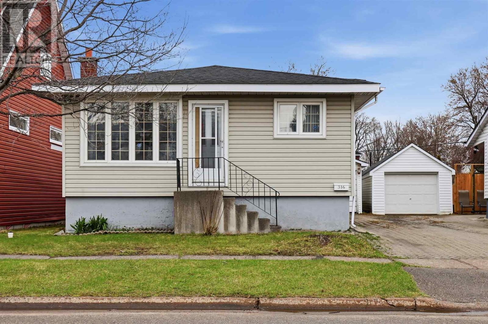 316 Patrick ST, Sault Ste. Marie, Ontario