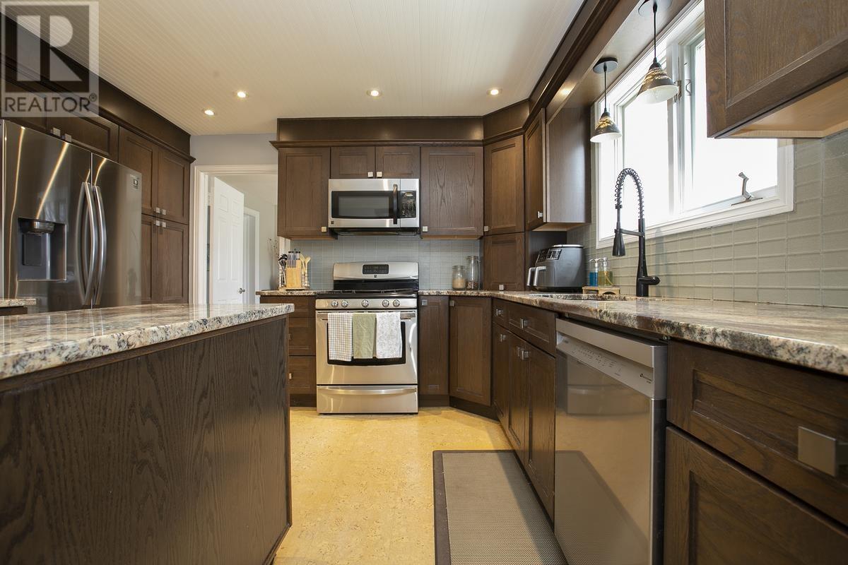 97 Greenview Ln, Sault Ste. Marie, Ontario  P6A 6K8 - Photo 18 - SM260913