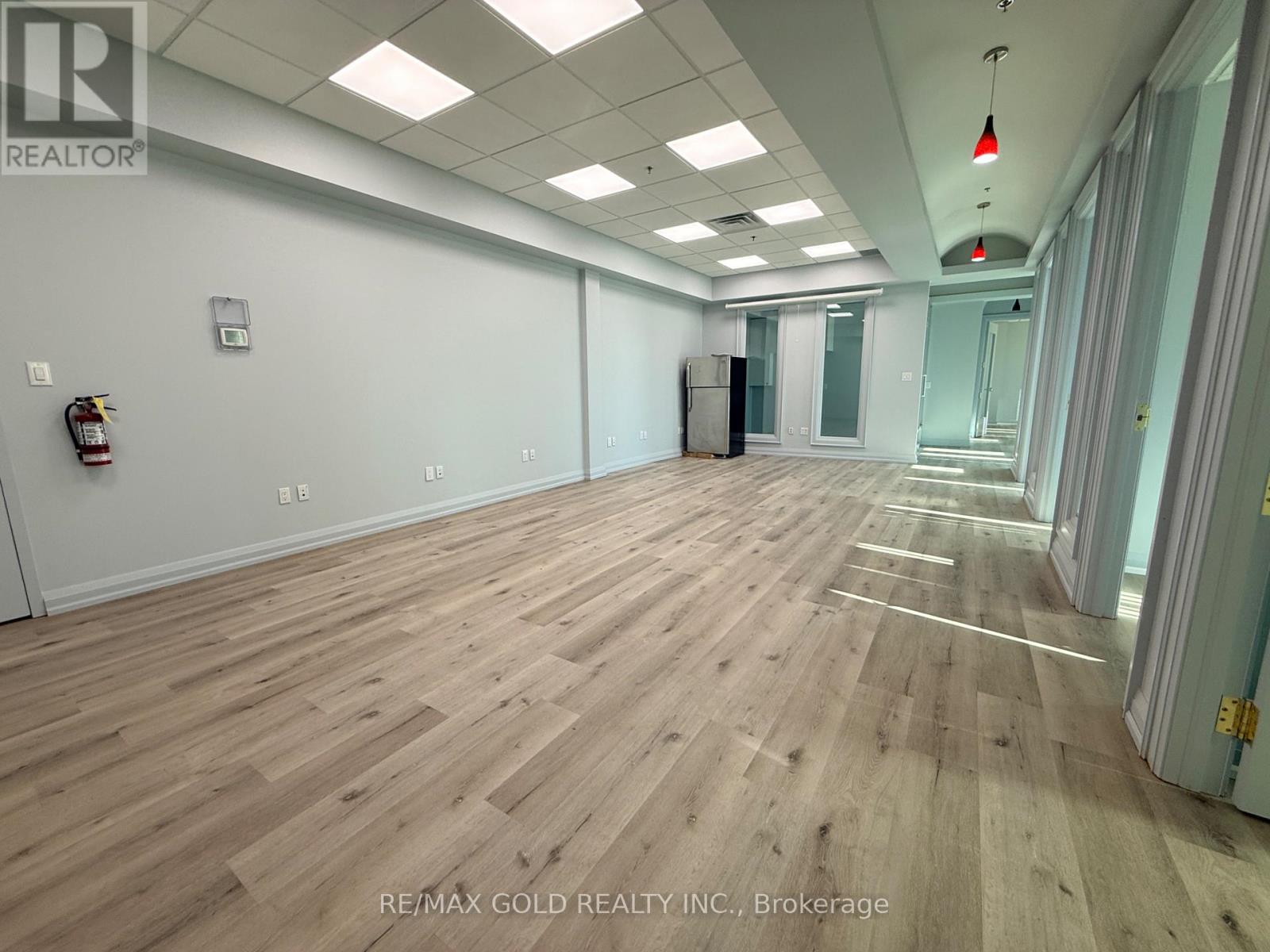 238 - 2980 Drew Road, Mississauga, Ontario  L4T 0A6 - Photo 3 - W12671632